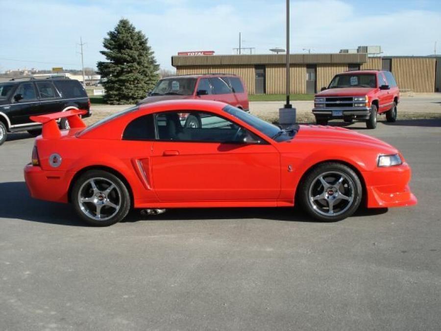  Ford Mustang Cobra R 2008 года  (фото 3 из 24)